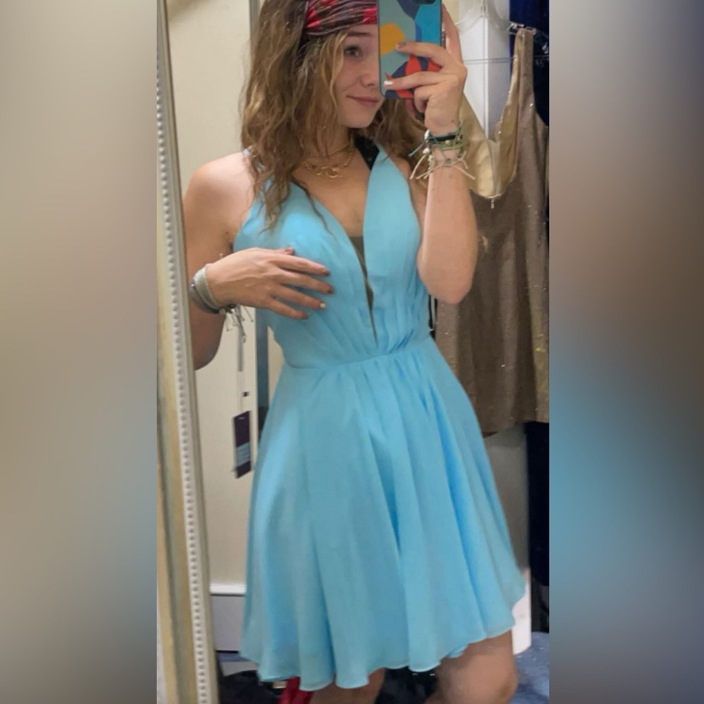 Gorgeous light blue flowy formal dress!!